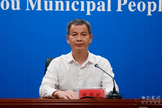 鄂州市生態(tài)環(huán)境局局長(zhǎng) 陳煒斌.JPG